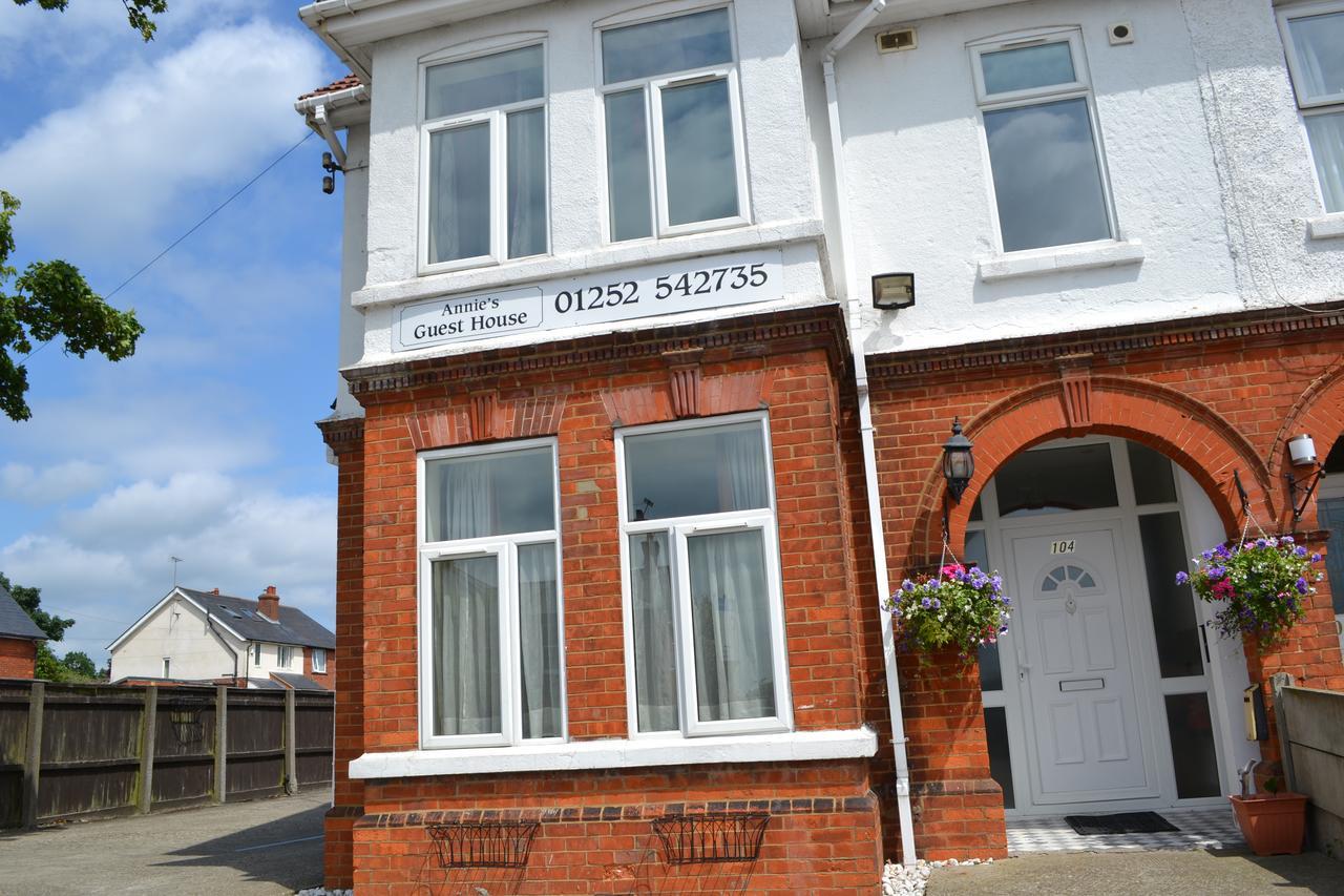 Annie'S Guest House Farnborough  Dış mekan fotoğraf